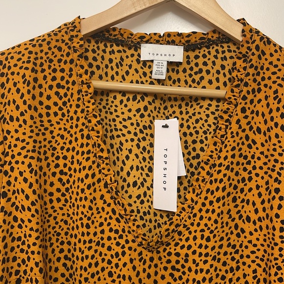 Top Shop Leopard Crop Ruffle Top - Picture 6 of 7